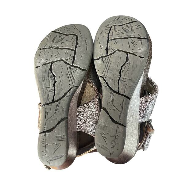 OTOB “Meditate” Silver Leather Sandals, Resort, Beach, Vacation, Summer Trendy 7 - Picture 8 of 9